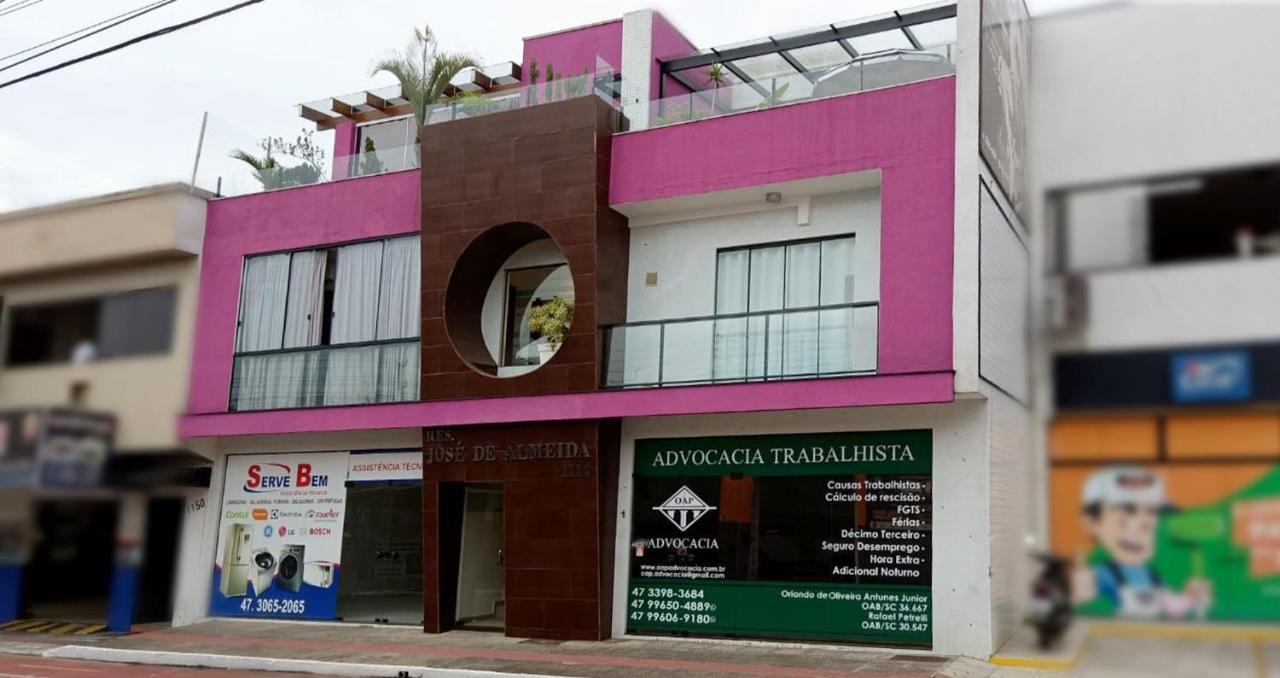 Apto Aconchegante E Familiar Em Bc Balneário Camboriú Esterno foto
